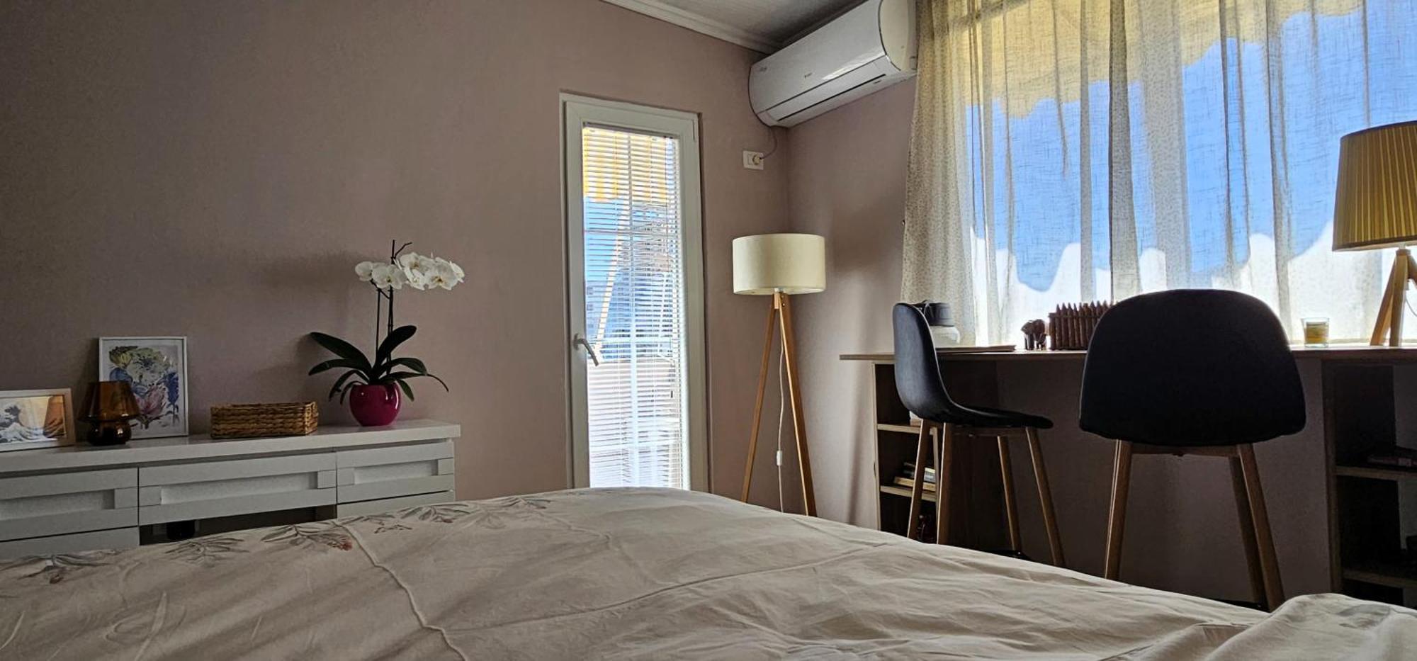 Nuci's Place 3, Cozy 1 Bedroom With Balcony Near Bllok * Tiranë